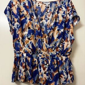 Nine West Abstract Print Peplum Blouse • Size Large • Blue & Neutral Wrap Top